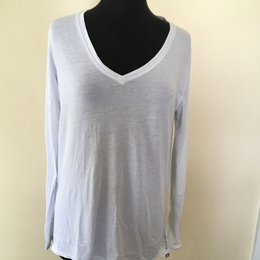 FIGS Scrubs White long sleeves undershirt